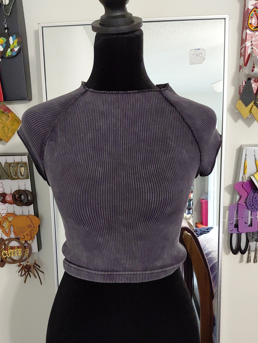 Zenana Outfitters Ribbed Cap-Sleeve Crop Top - Charcoal Gray